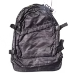 Comme Des Garcons Sac à dos en nylon noir