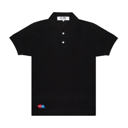Jouez au Polo Red Invader Heart & Blue Emblem (Noir)